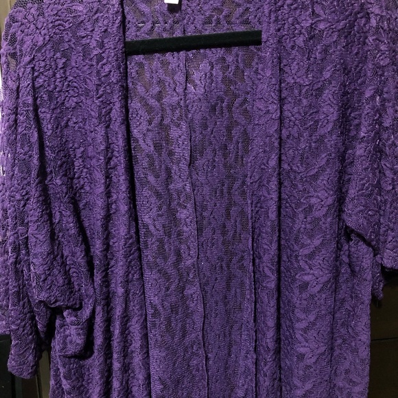 S LuLaRoe Lindsey - Picture 3 of 3